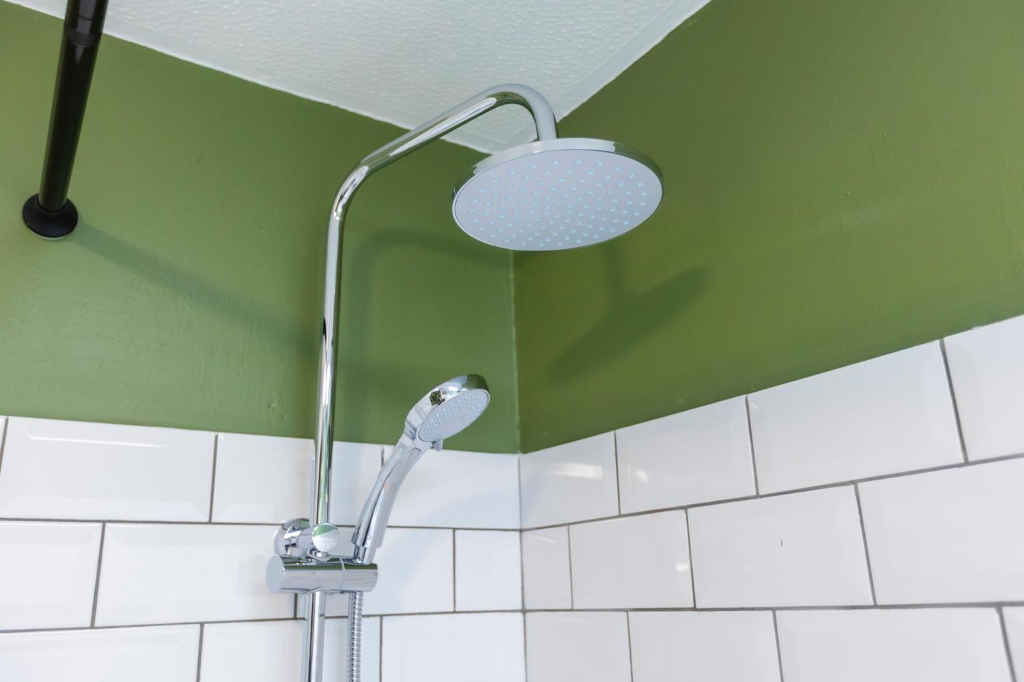 Grace House - 15 Minutes To Central London Thamesmead  エクステリア 写真